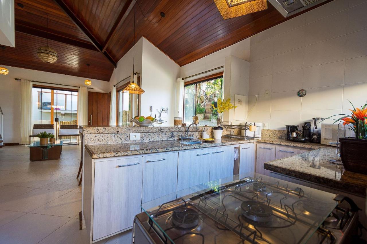 Casa Espetacular Entre Geriba E Ferradurinha - Wifi 200Mb - Piscina Do Codominio - 700 M Da Praia - Garagem - 4 Suites - Area Gourmet Privativa - Cozinha Equipada - Area Kids - Portaria 24H - Ar Condicionado Búzios Eksteriør bilde